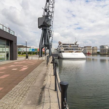 Seagull Lane Serviced Apartment London Exteriör bild