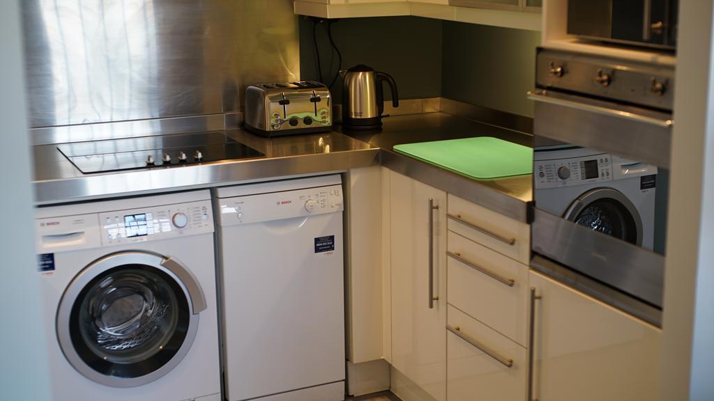 Seagull Lane Serviced Apartment London Exteriör bild