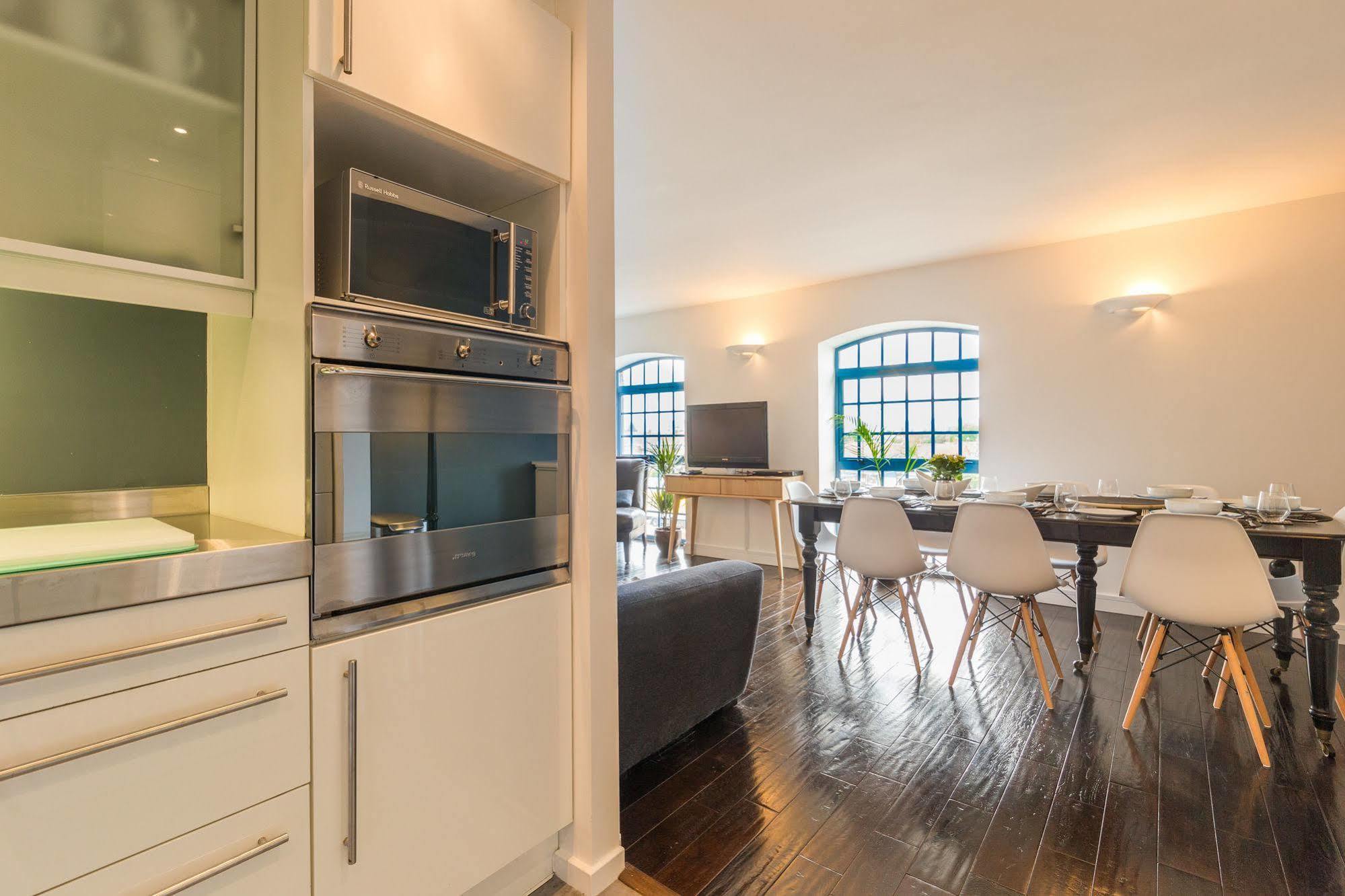 Seagull Lane Serviced Apartment London Exteriör bild