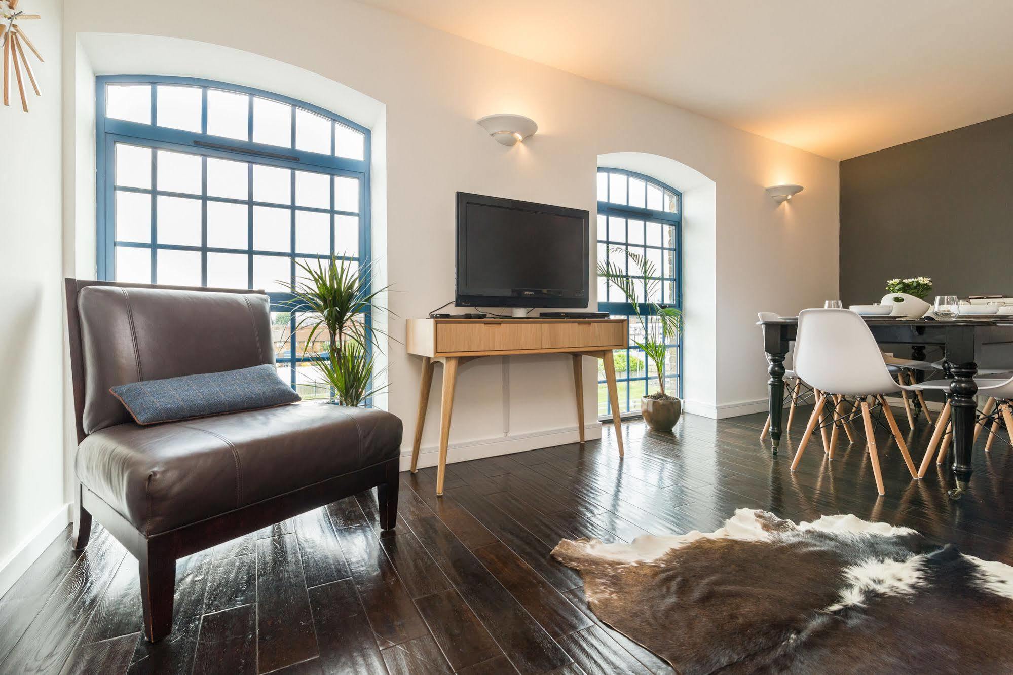 Seagull Lane Serviced Apartment London Exteriör bild