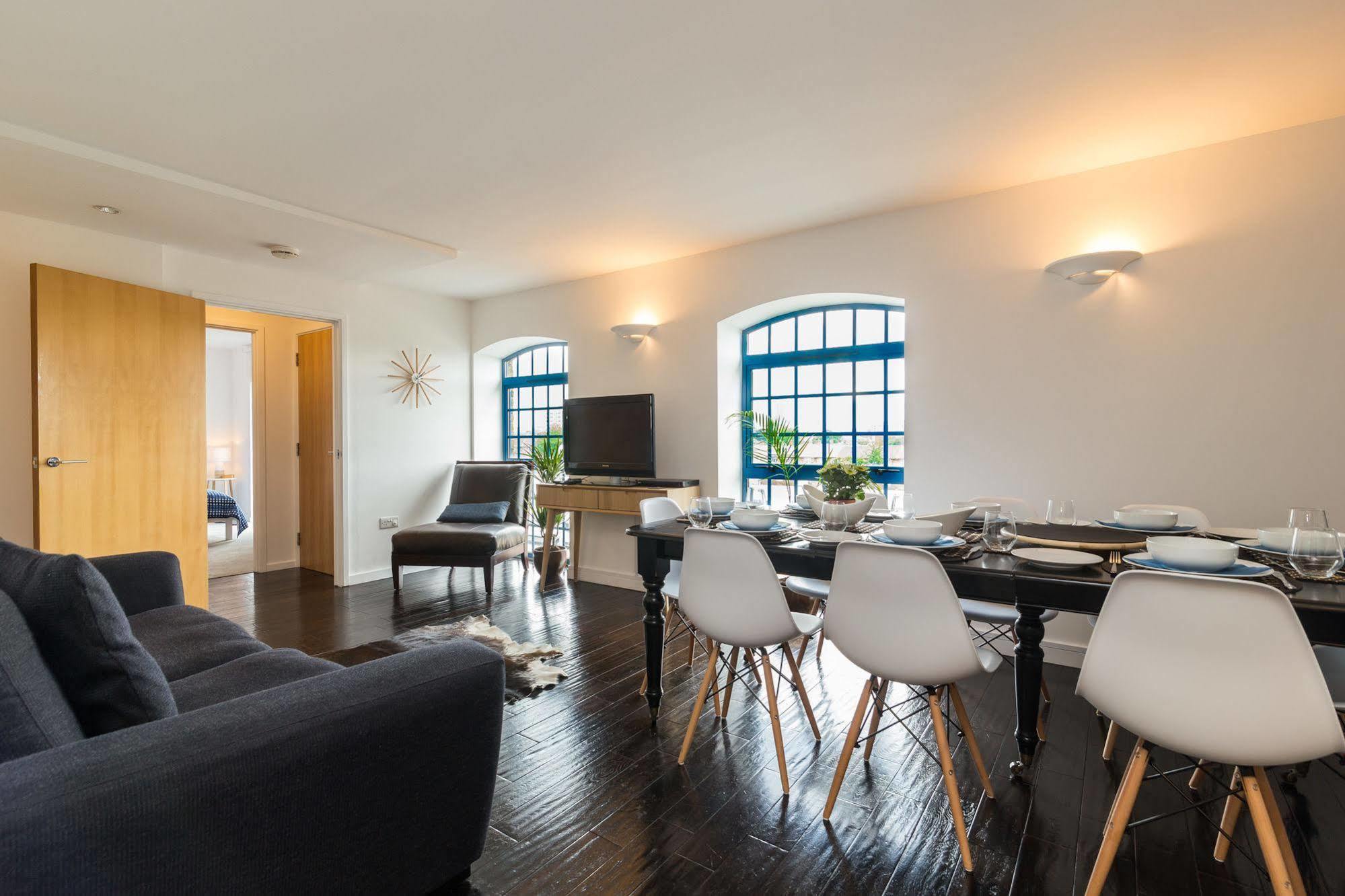 Seagull Lane Serviced Apartment London Exteriör bild