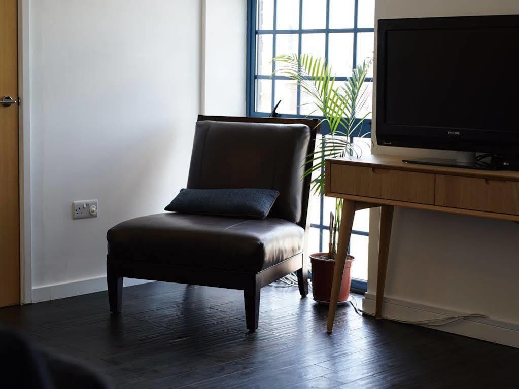 Seagull Lane Serviced Apartment London Exteriör bild